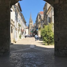 CADILLAC-EN-FRONSADAIS